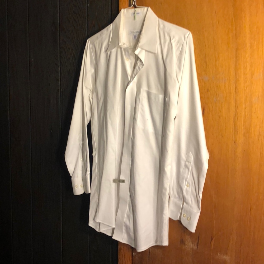Joseph & Feiss White button. Warn, minor discoloring on collar. Signs of wear